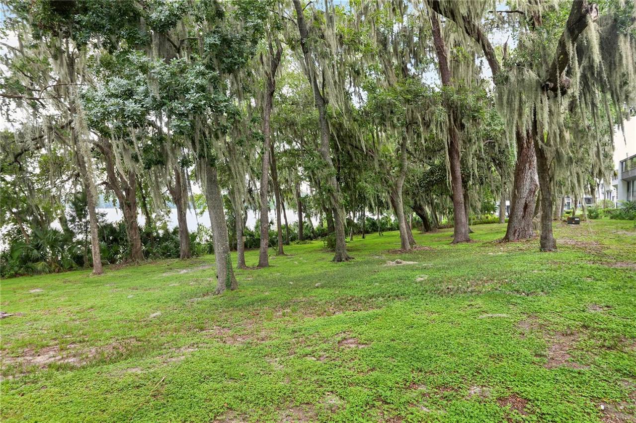 2842 SW 14TH Drive, Gainesville, FL 32608
