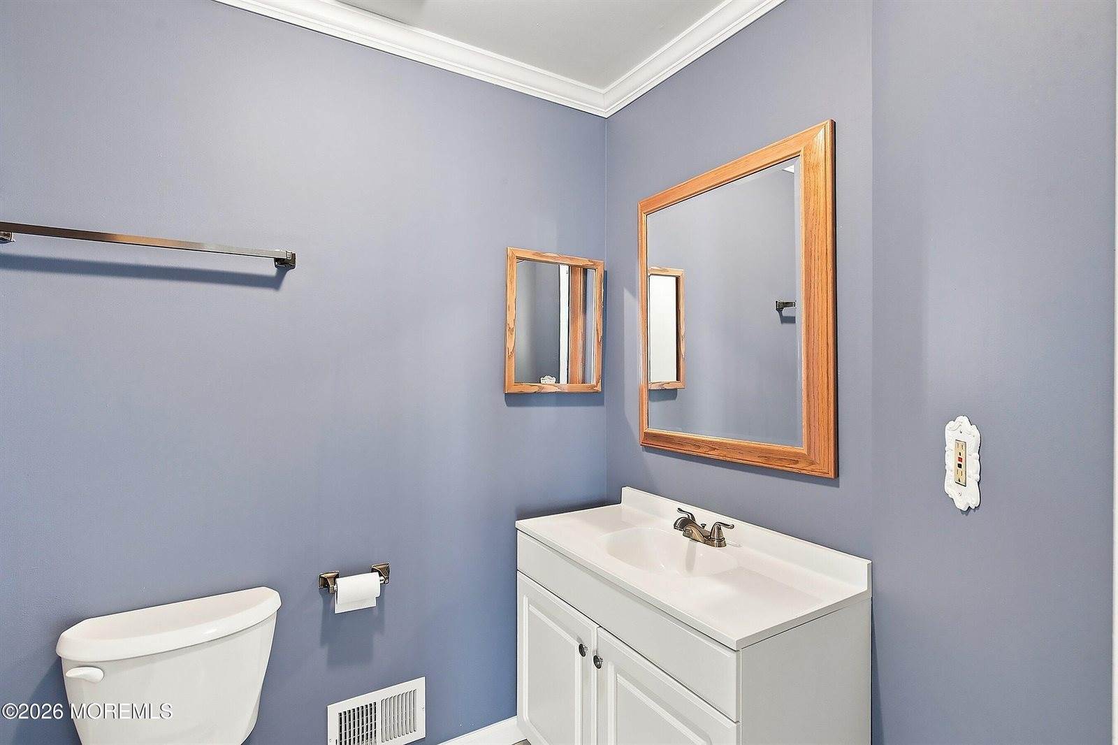 26 Malibu Drive, Eatontown, NJ 07724