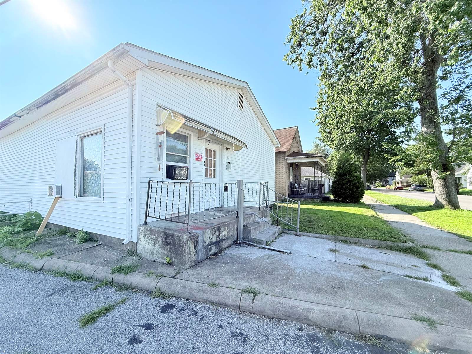 14 S 17th St, Terre Haute, IN 47807