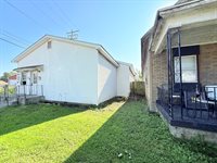 14 S 17th St, Terre Haute, IN 47807
