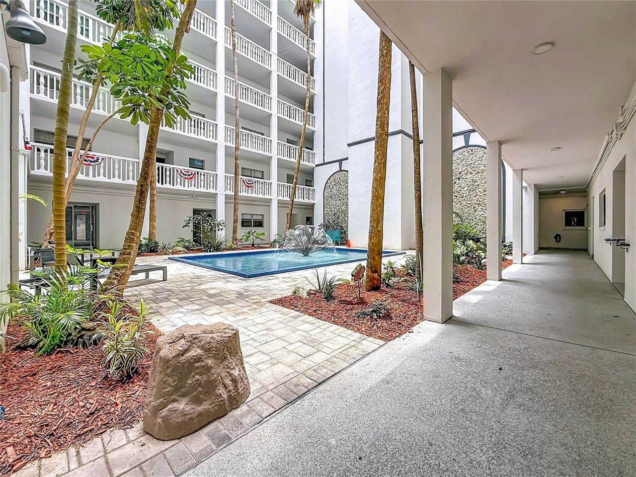 4950 Gulf Boulevard, Saint Pete Beach, FL 33706
