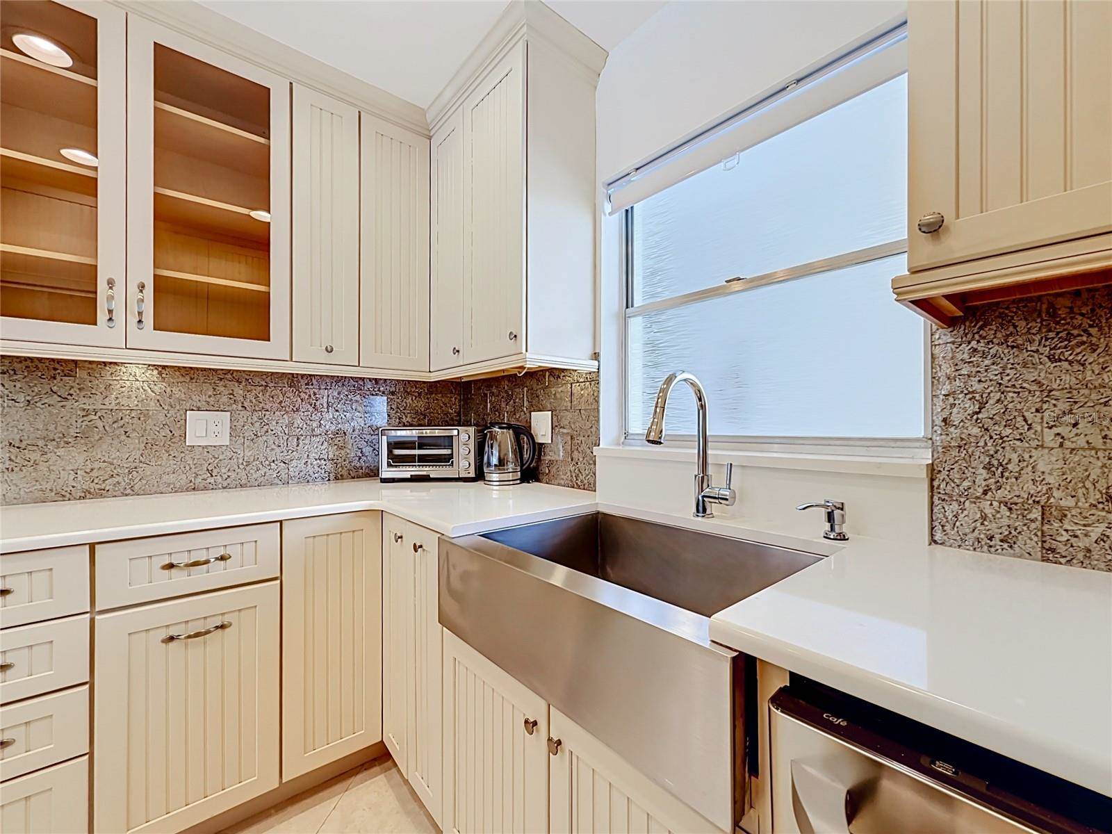 4950 Gulf Boulevard, Saint Pete Beach, FL 33706