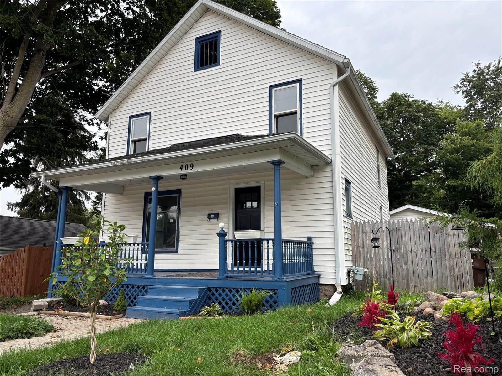 409 King Street, Ionia, MI 48846