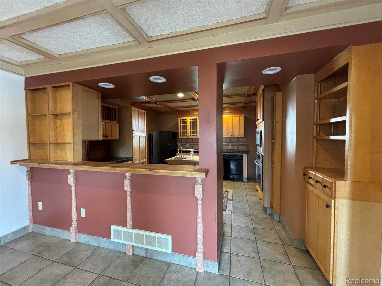 409 King Street, Ionia, MI 48846