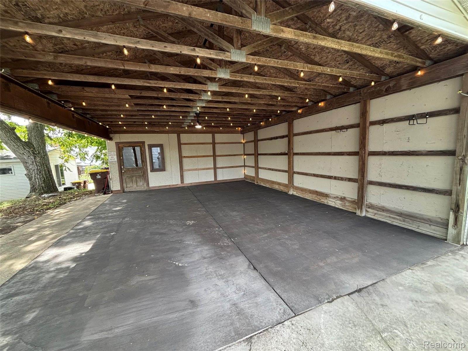 409 King Street, Ionia, MI 48846