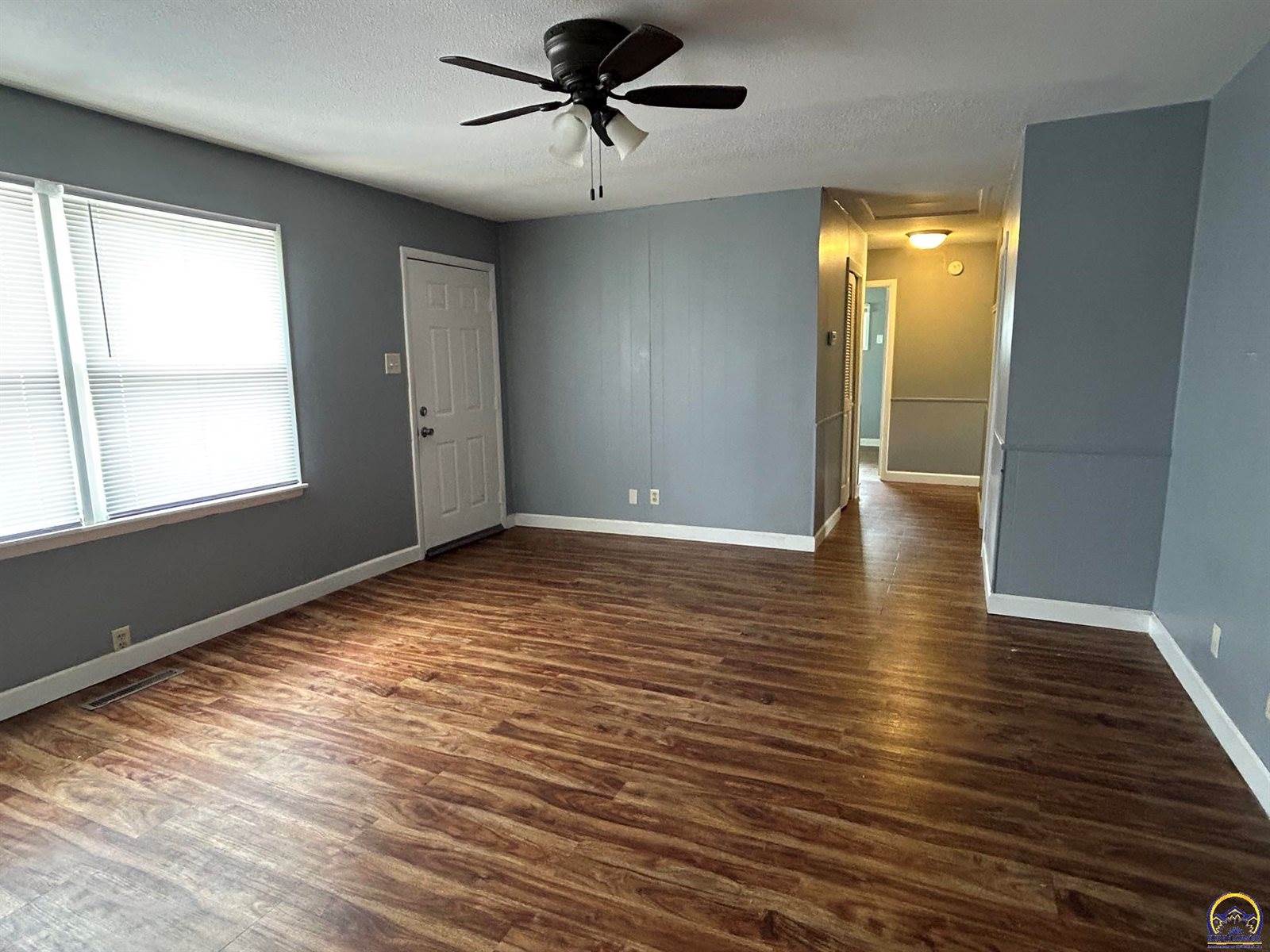1713 SW Fairlawn RD, Topeka, KS 66604