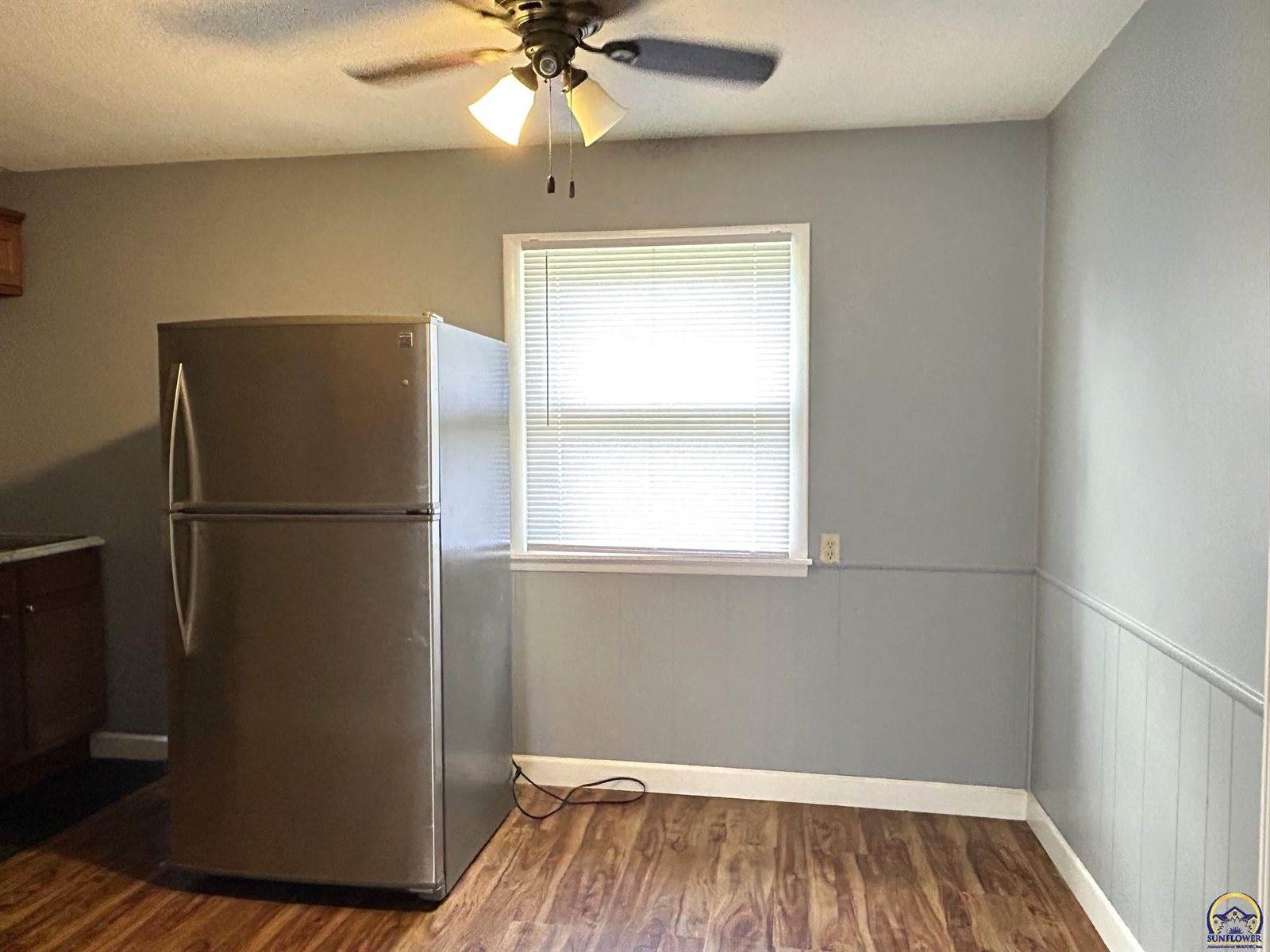1713 SW Fairlawn RD, Topeka, KS 66604