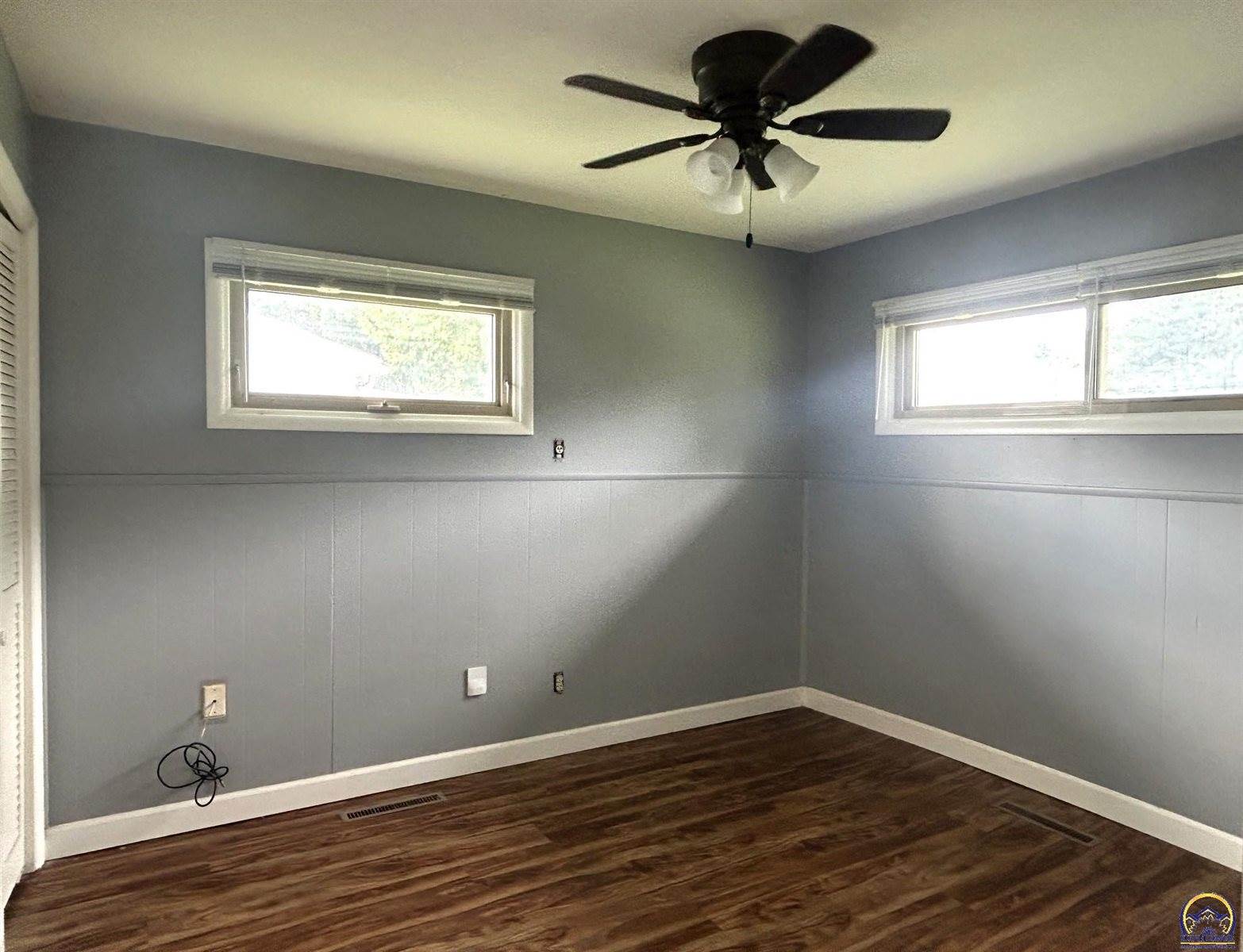 1713 SW Fairlawn RD, Topeka, KS 66604