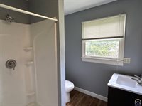 1713 SW Fairlawn RD, Topeka, KS 66604