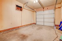 1713 SW Fairlawn RD, Topeka, KS 66604