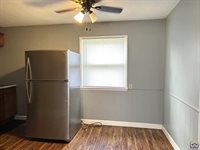 1713 SW Fairlawn RD, Topeka, KS 66604