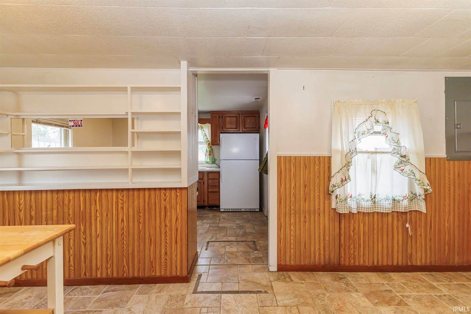 305 North Waldemere Avenue, Muncie, IN 47303