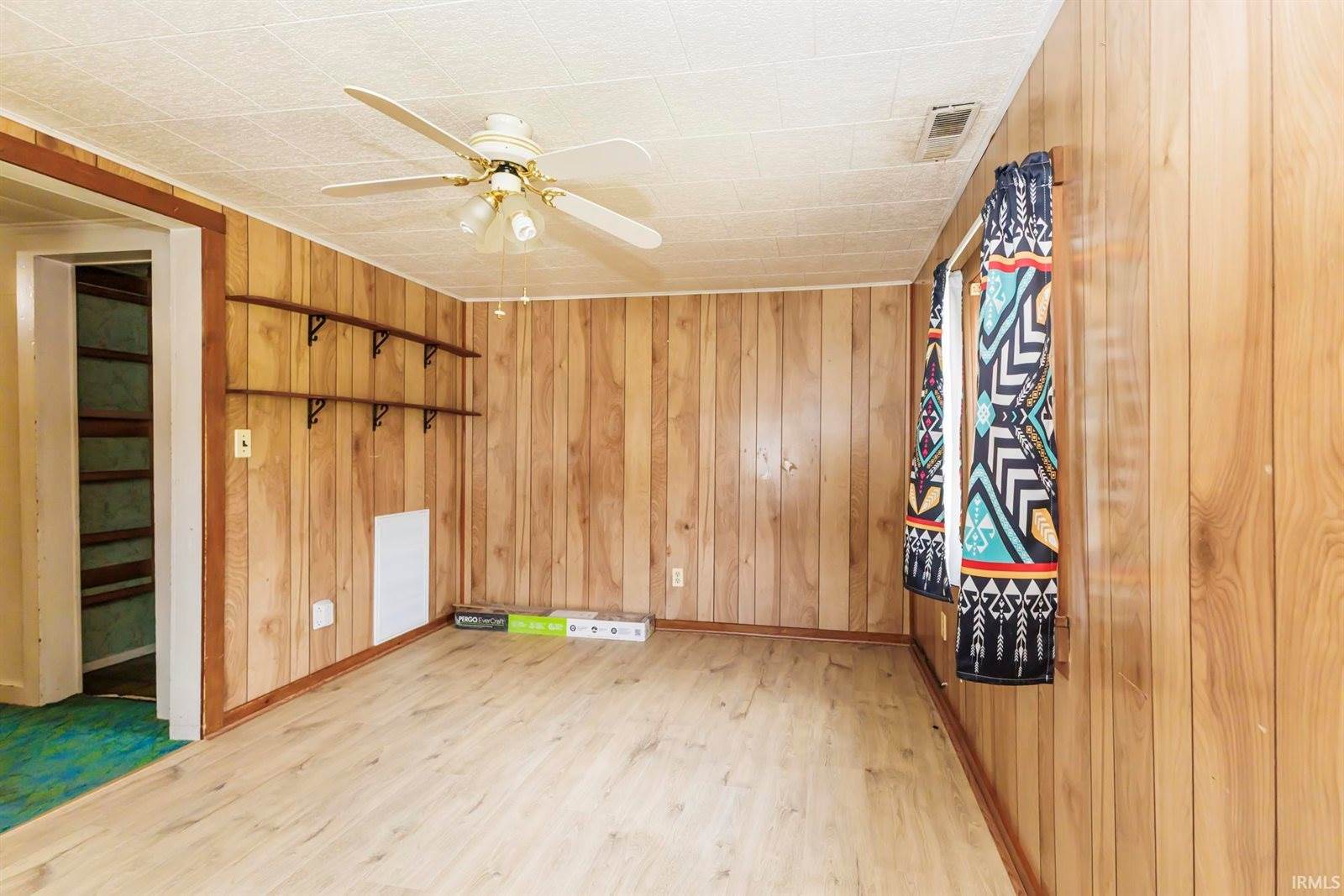 305 North Waldemere Avenue, Muncie, IN 47303