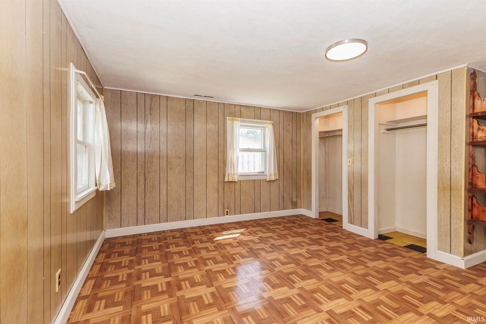 305 North Waldemere Avenue, Muncie, IN 47303