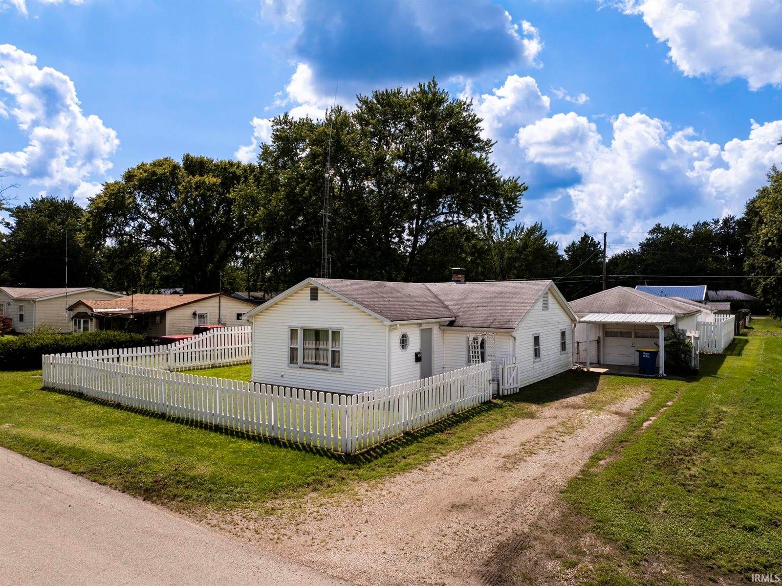 305 North Waldemere Avenue, Muncie, IN 47303