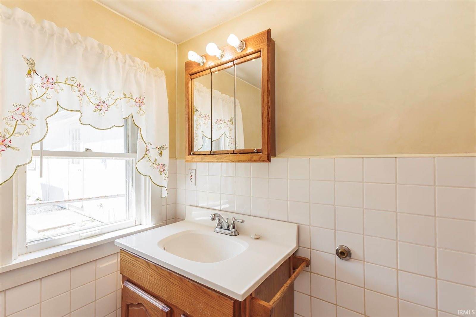 305 North Waldemere Avenue, Muncie, IN 47303