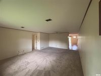 920 17TH Street, Moline, IL 61265