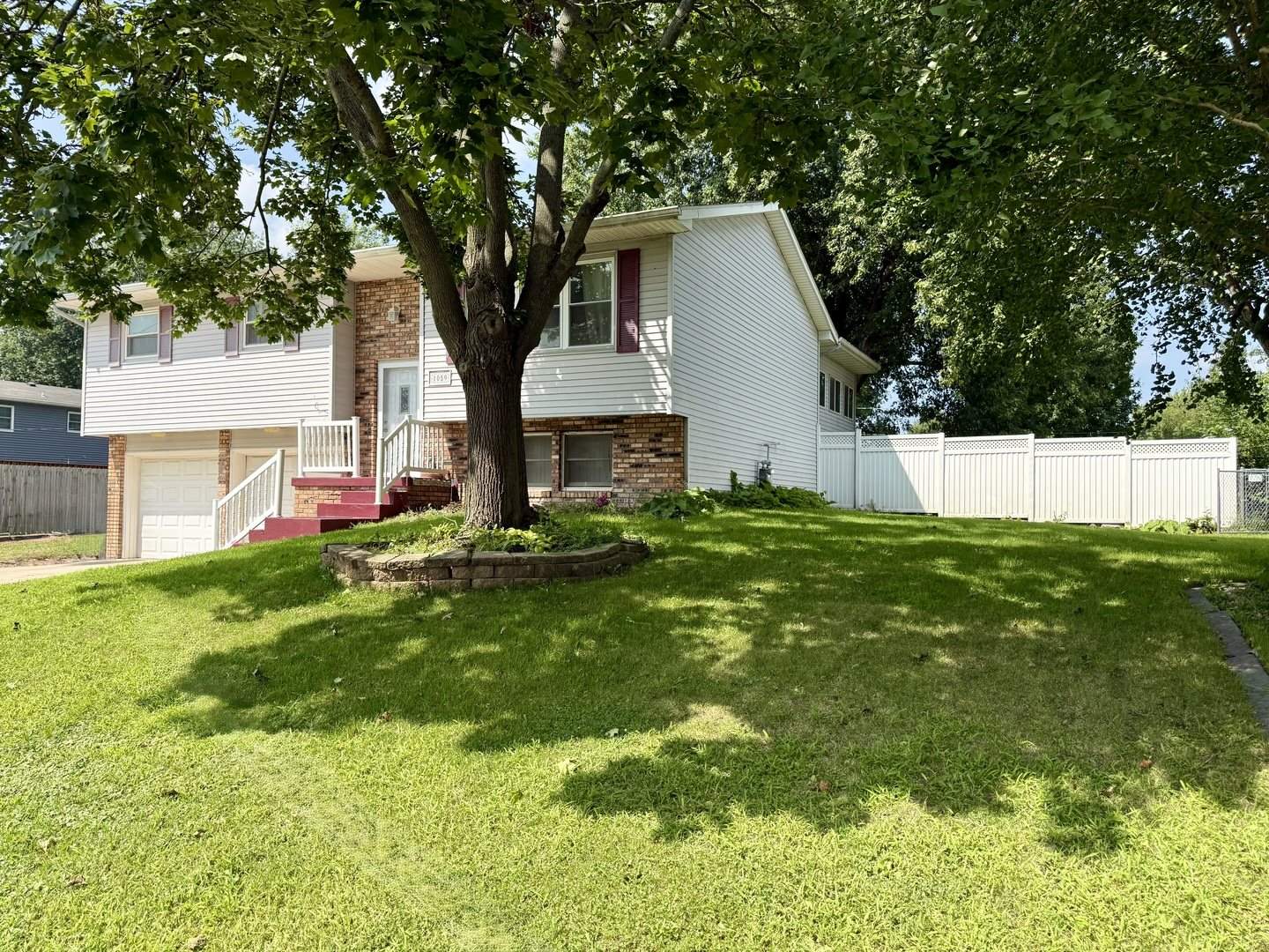 1059 Meadow Lane, Colona, IL 61241