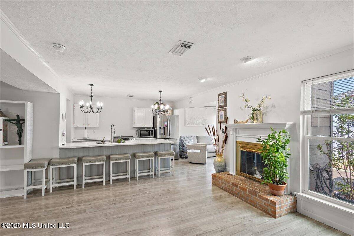12 Lake Barnett Drive, Brandon, MS 39047