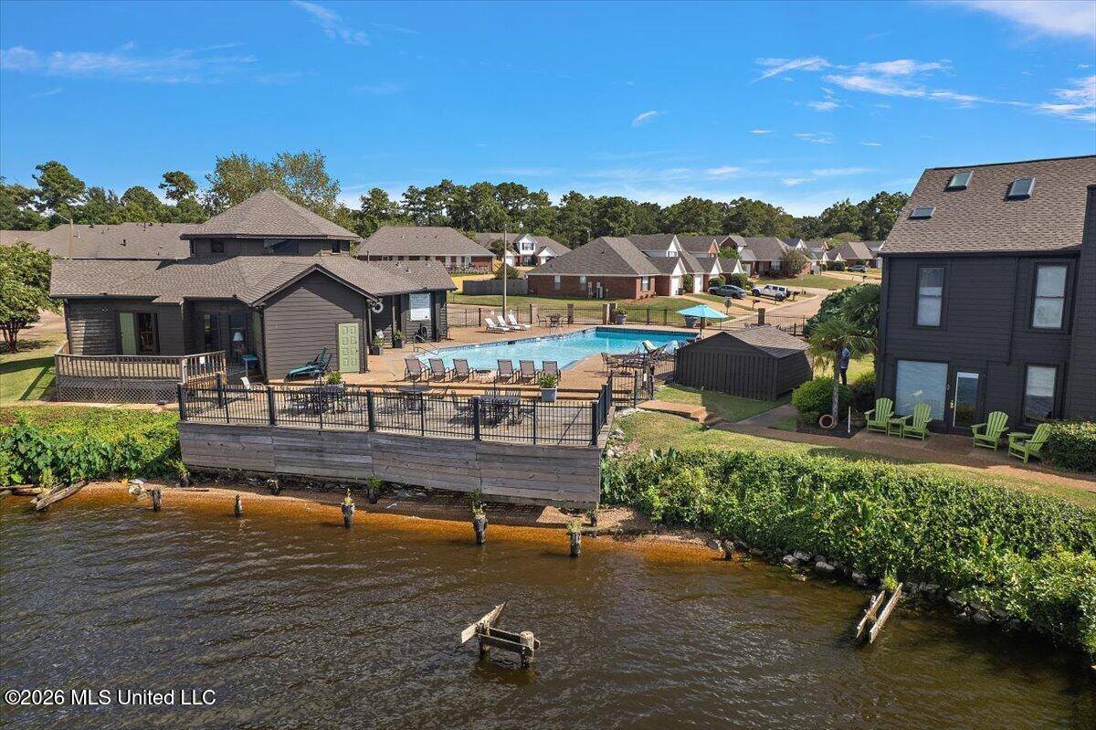 12 Lake Barnett Drive, Brandon, MS 39047