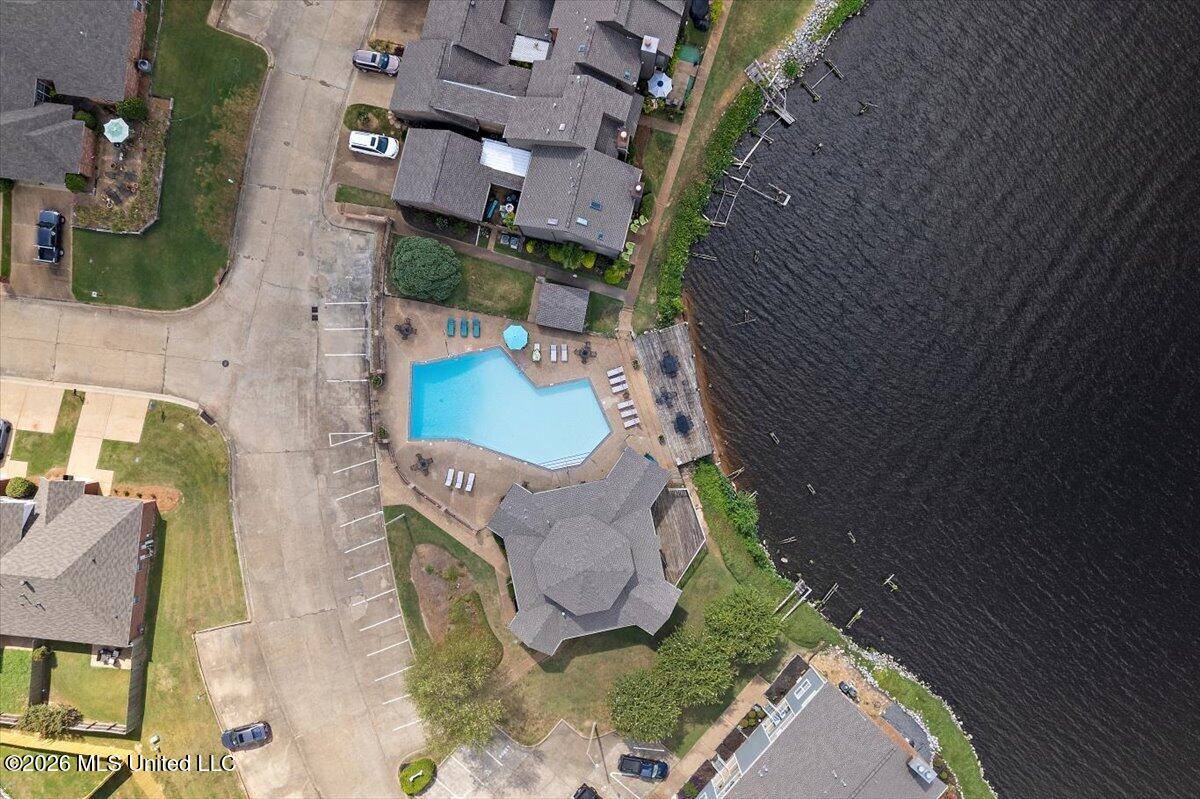 12 Lake Barnett Drive, Brandon, MS 39047