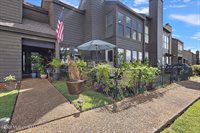 12 Lake Barnett Drive, Brandon, MS 39047