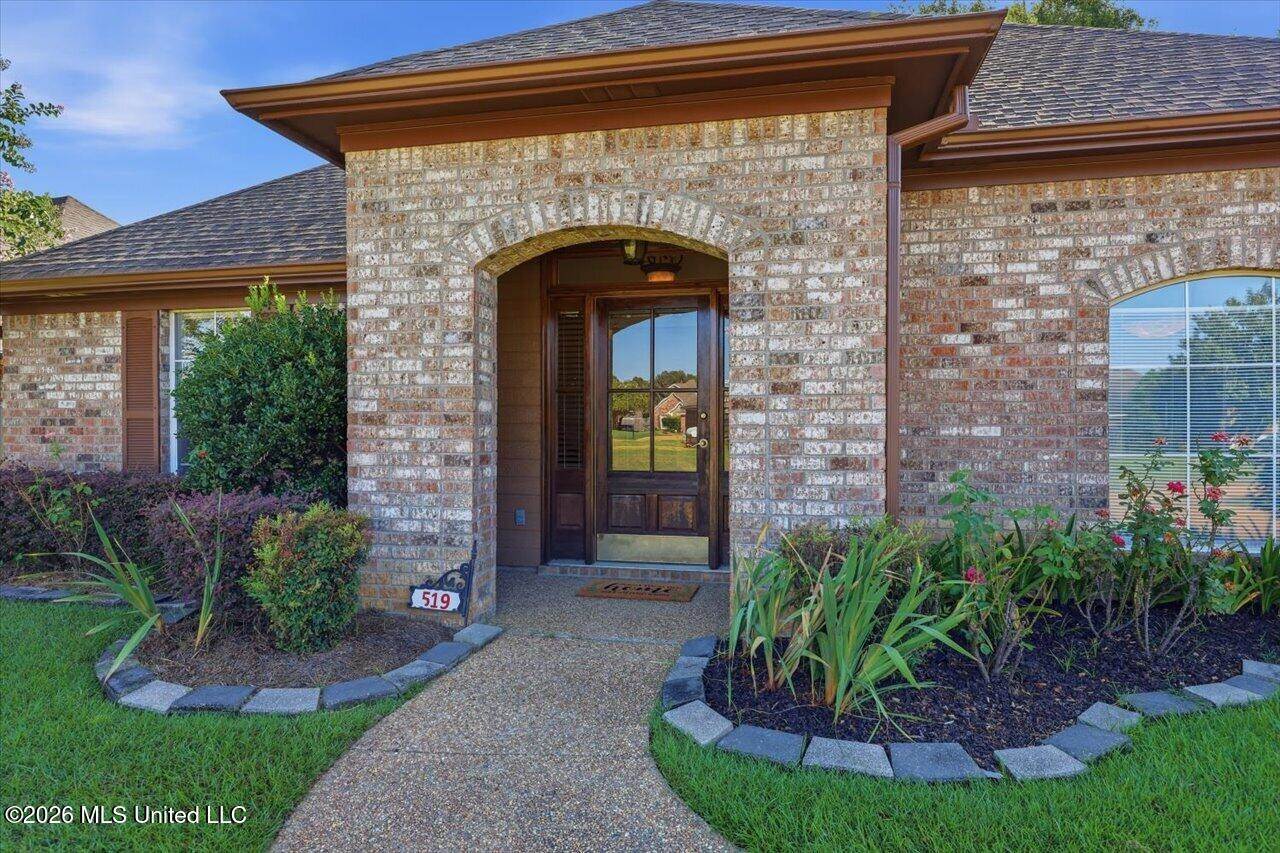 519 Planters Drive, Pearl, MS 39208