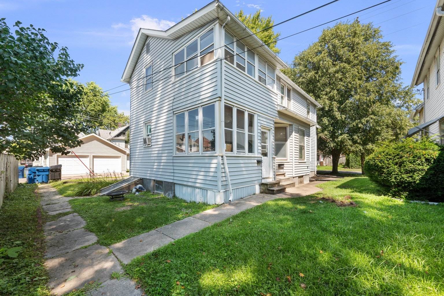 1118 14th Avenue, Moline, IL 61265