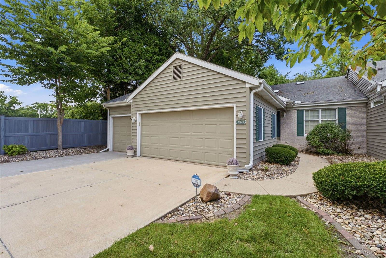4025 36th Ave CT Avenue, Moline, IL 61265