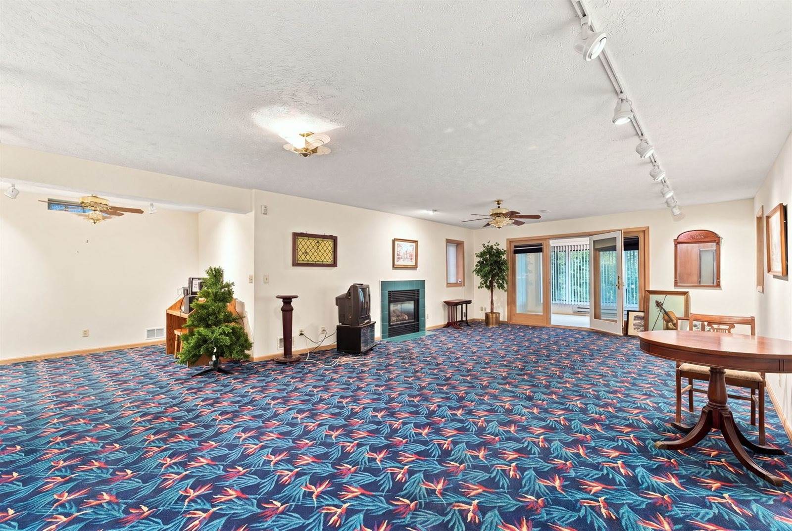 4025 36th Ave CT Avenue, Moline, IL 61265