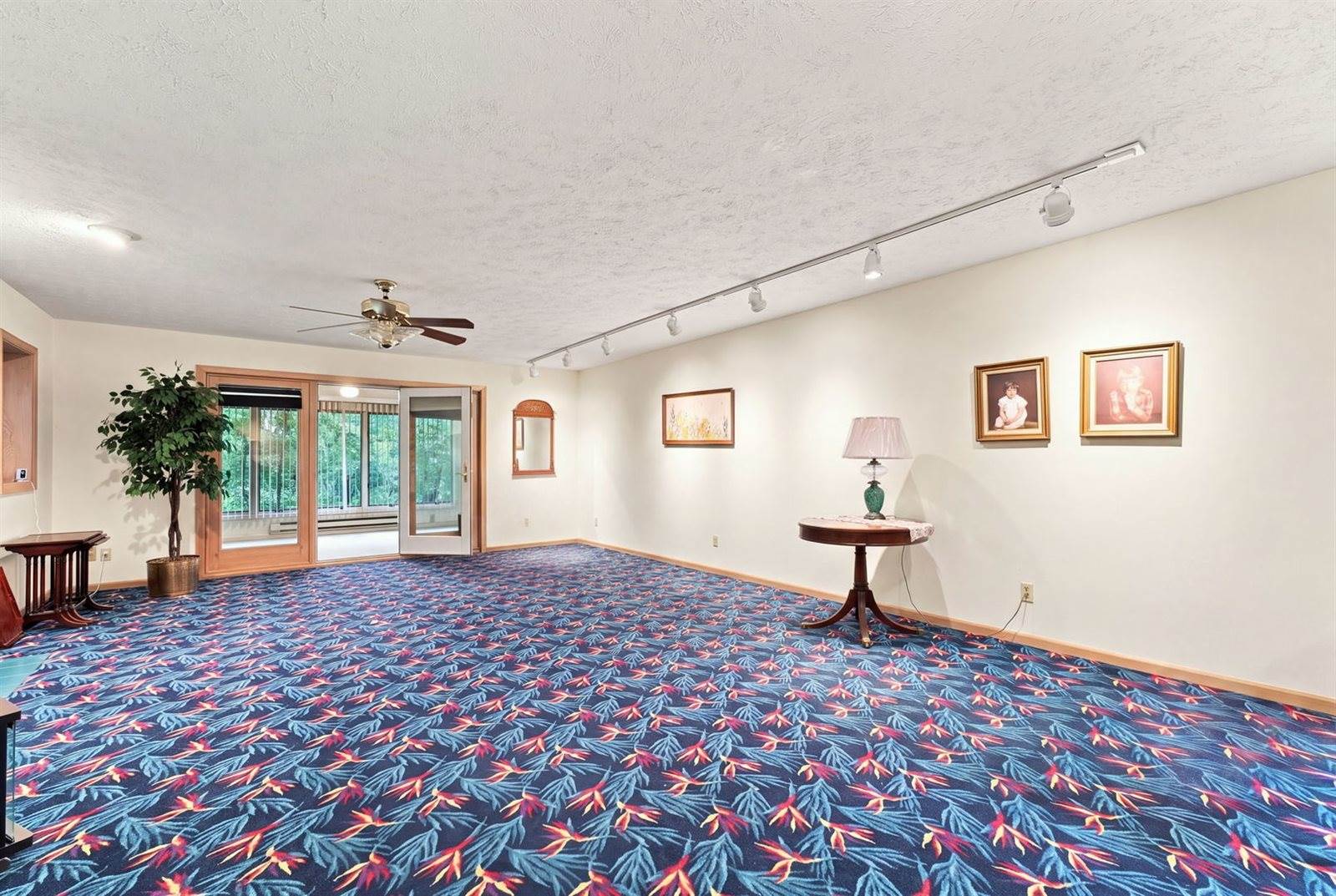 4025 36th Ave CT Avenue, Moline, IL 61265