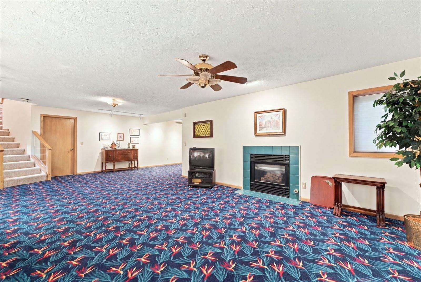 4025 36th Ave CT Avenue, Moline, IL 61265