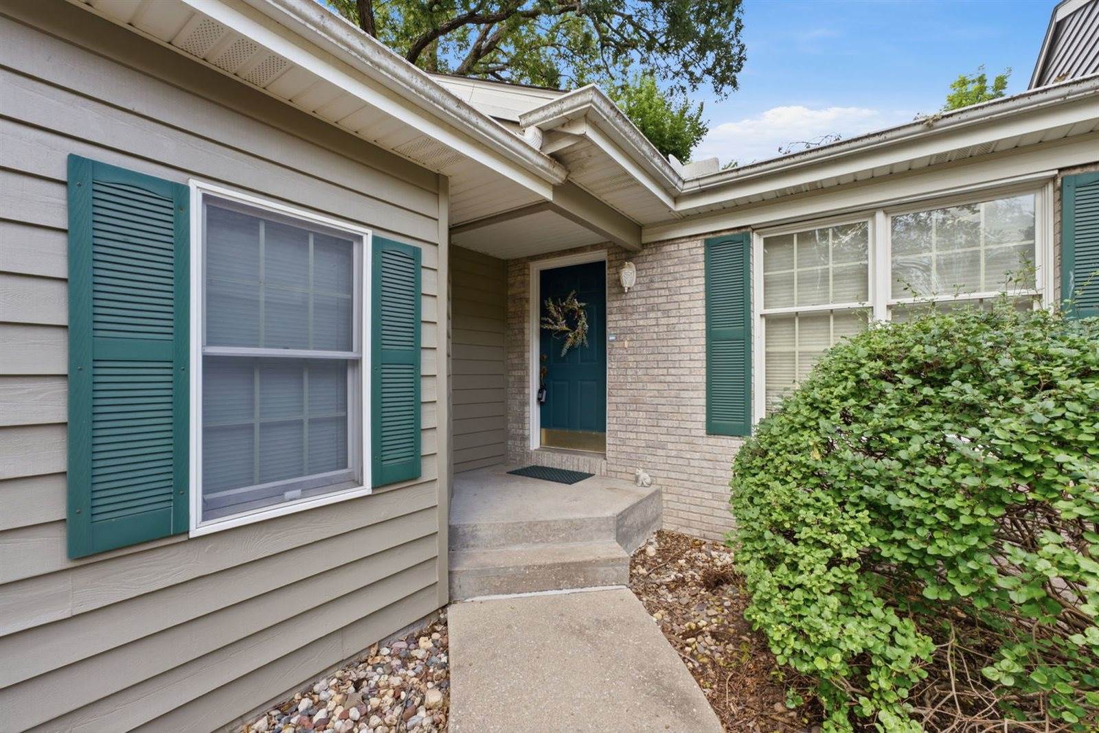 4025 36th Ave CT Avenue, Moline, IL 61265