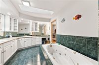 4025 36th Ave CT Avenue, Moline, IL 61265