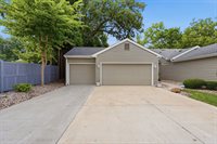 4025 36th Ave CT Avenue, Moline, IL 61265