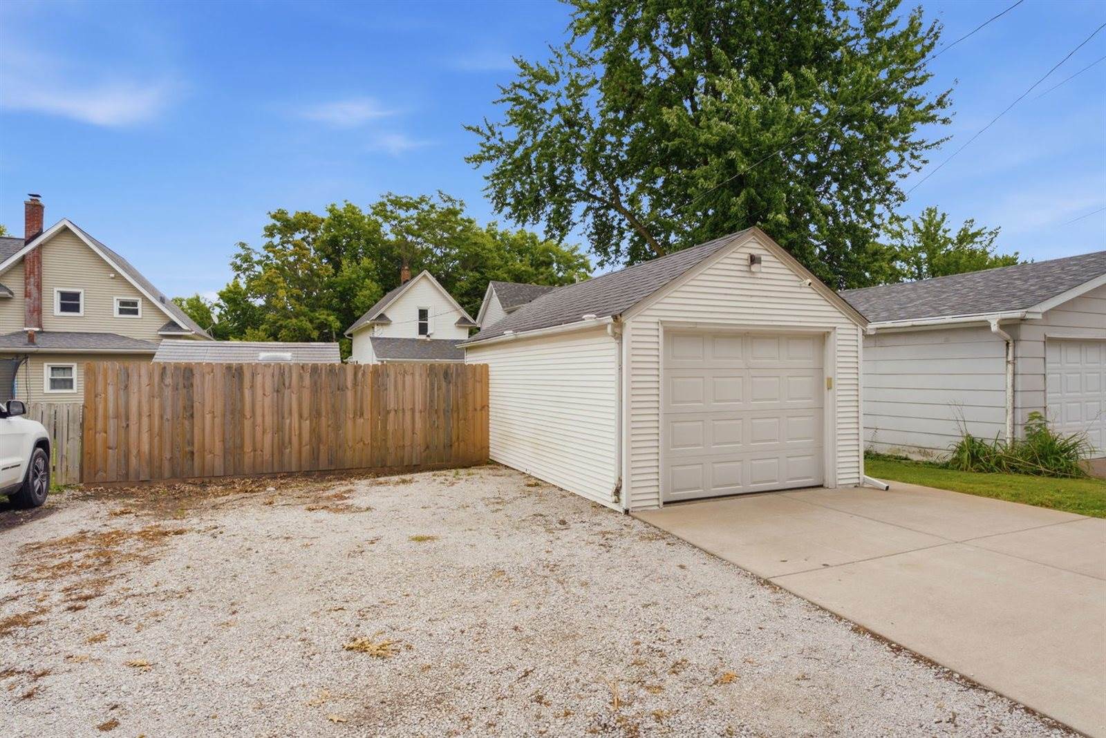 2335 33rd Street, Moline, IL 61265