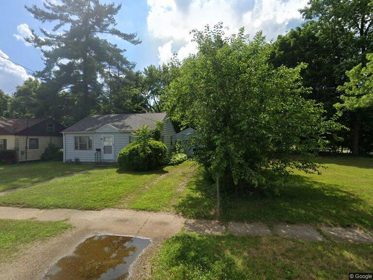 1521 Bronx Ave, Kalamazoo, MI 49048