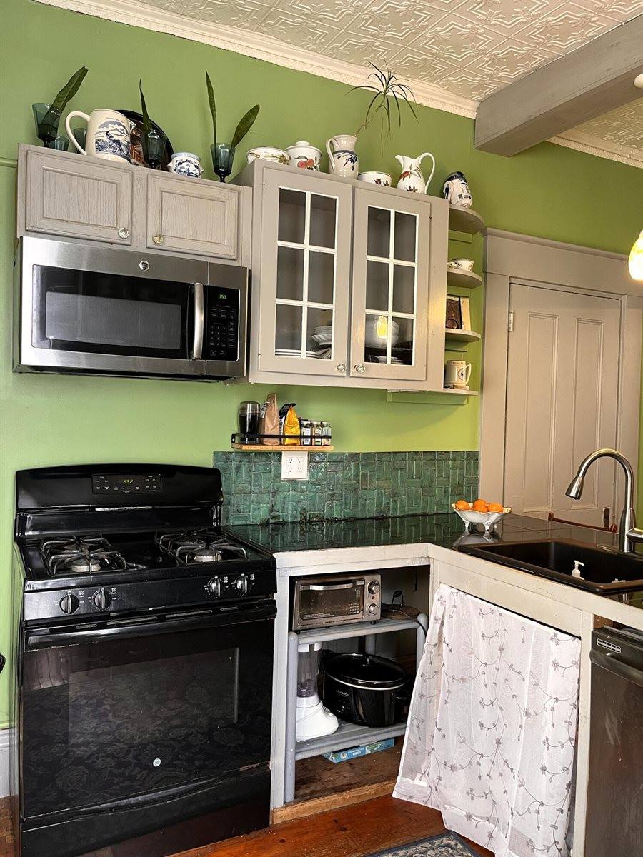 103 Grove Street, Bangor, ME 04401
