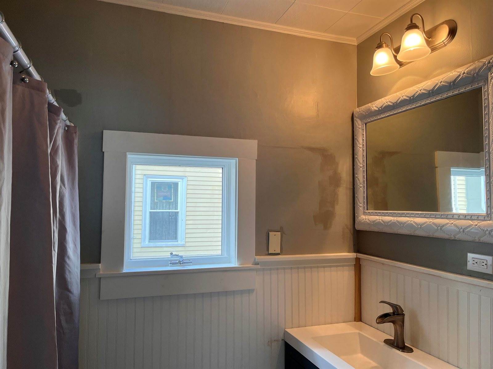 103 Grove Street, Bangor, ME 04401