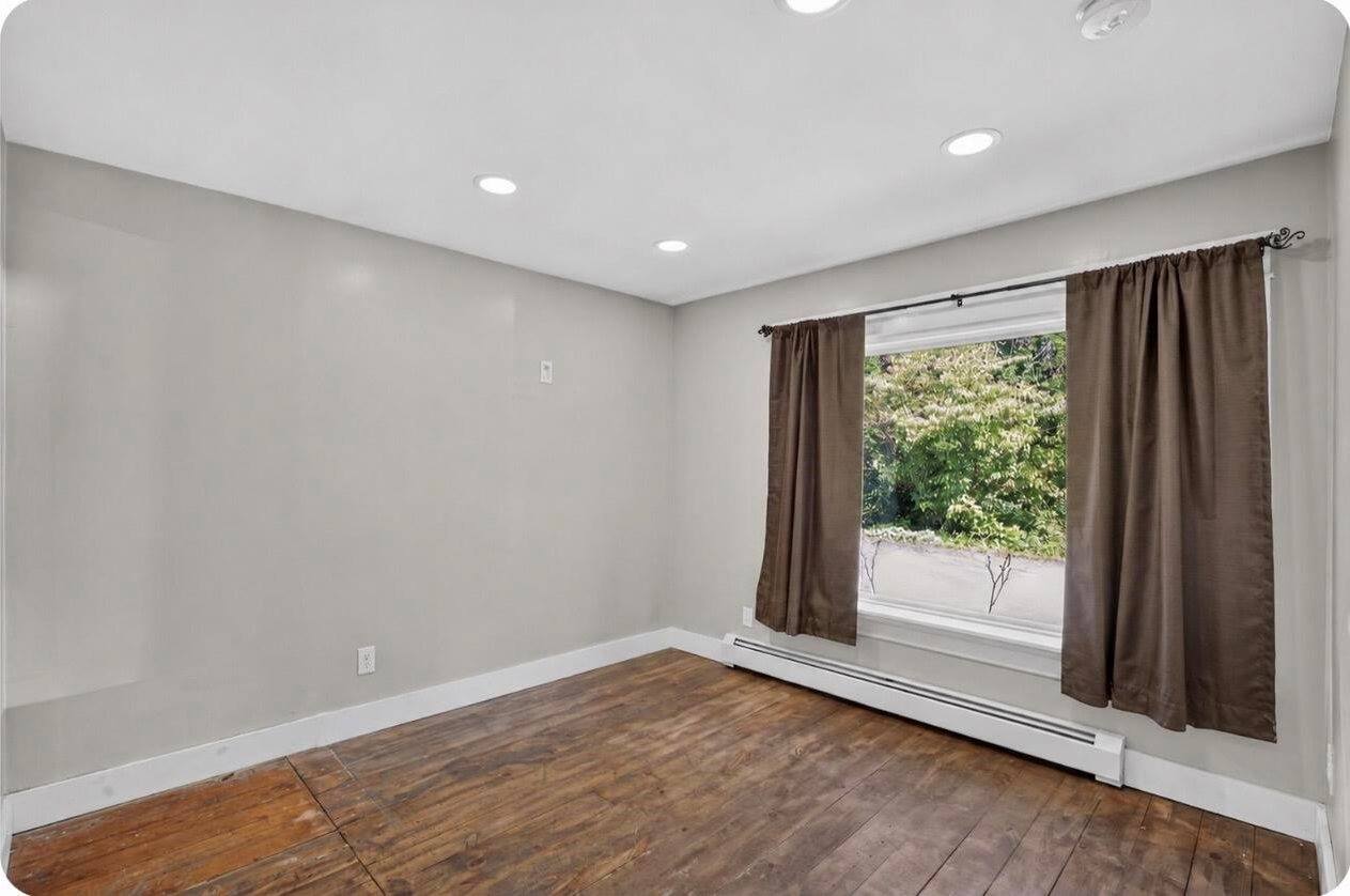 31 Hancock Street, Dover-Foxcroft, ME 04426