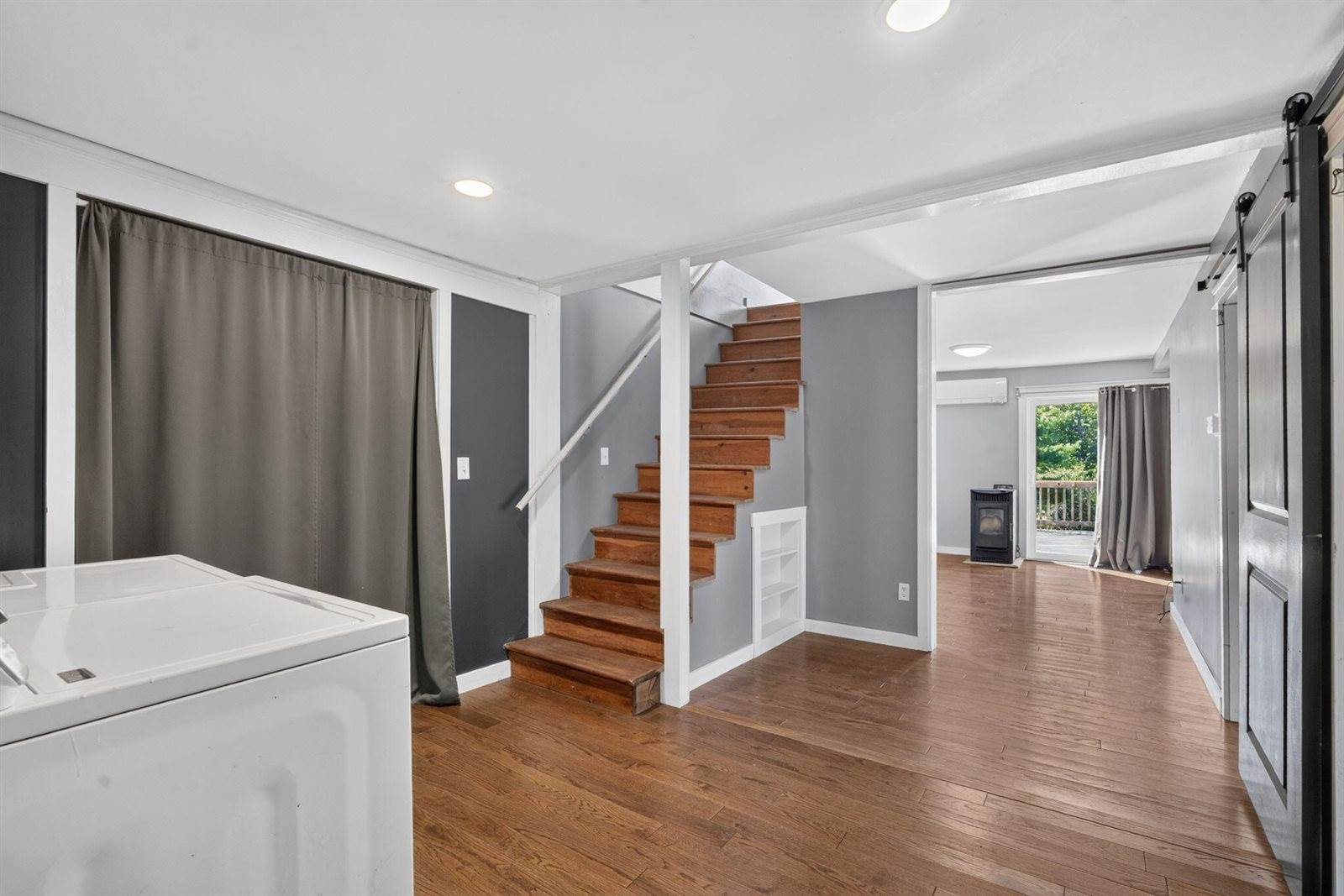 31 Hancock Street, Dover-Foxcroft, ME 04426