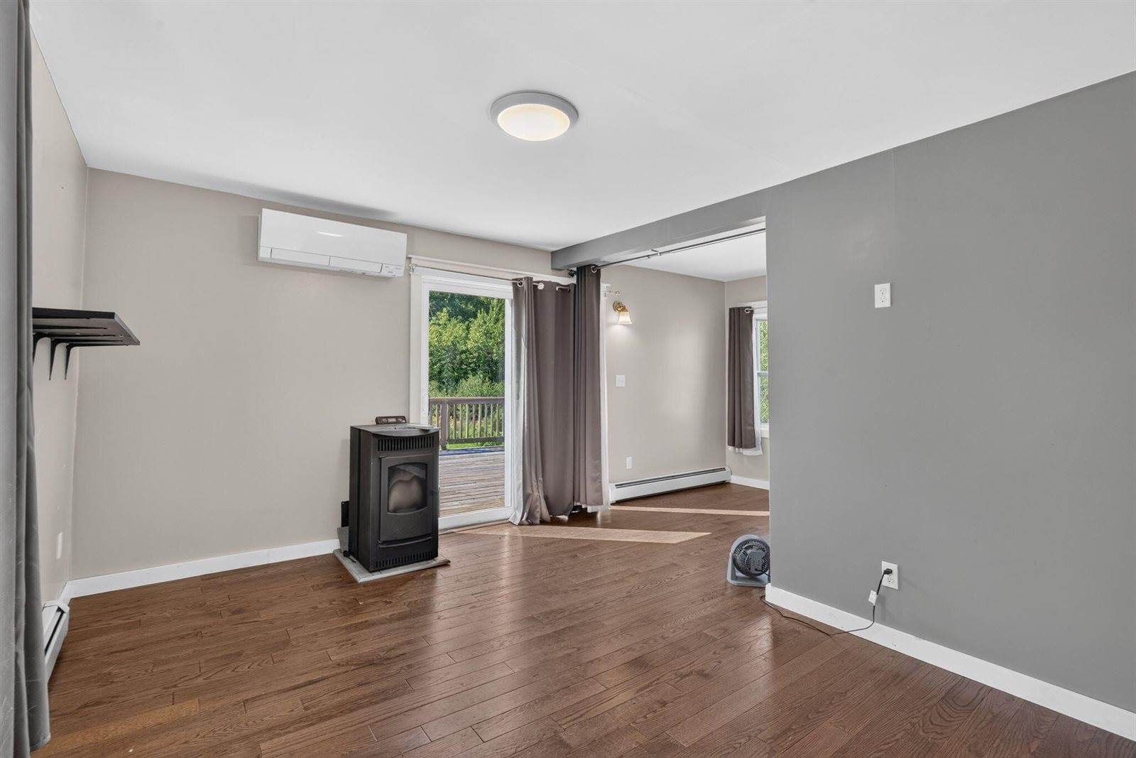 31 Hancock Street, Dover-Foxcroft, ME 04426