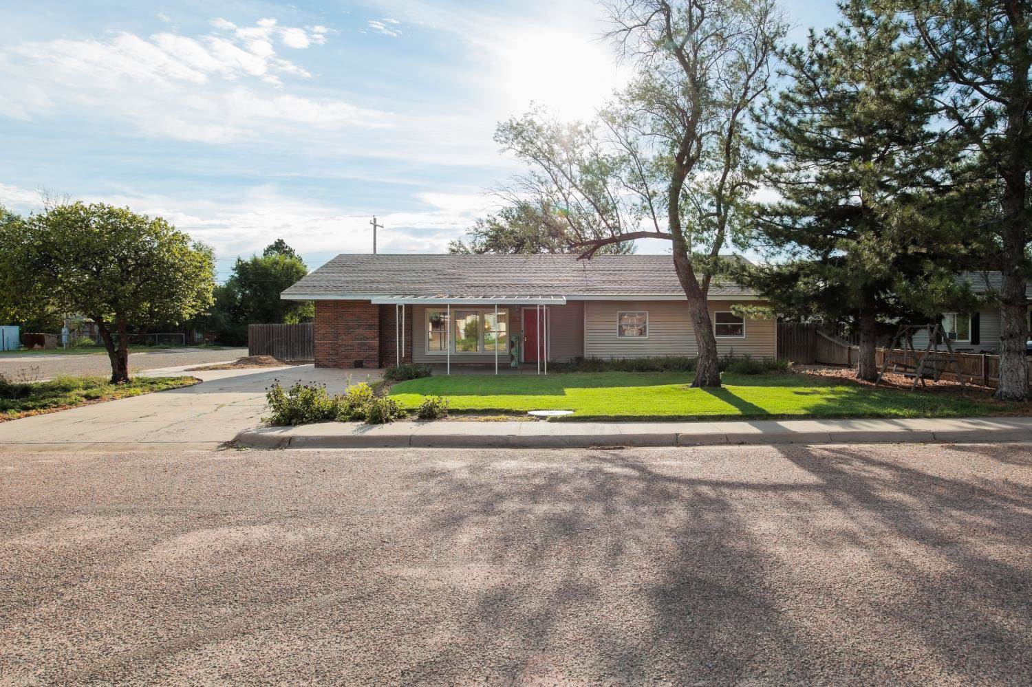 620 North Court, Ulysses, KS 67880