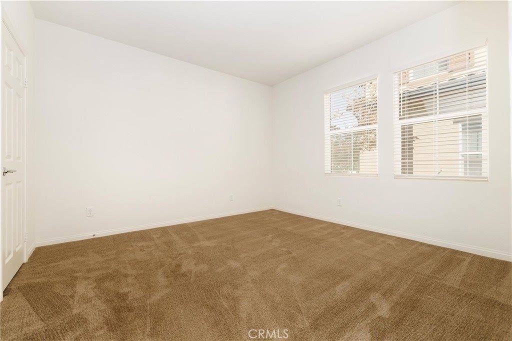 20509 Hazelnut Court, Saugus, CA 91350