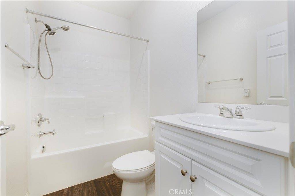 20509 Hazelnut Court, Saugus, CA 91350