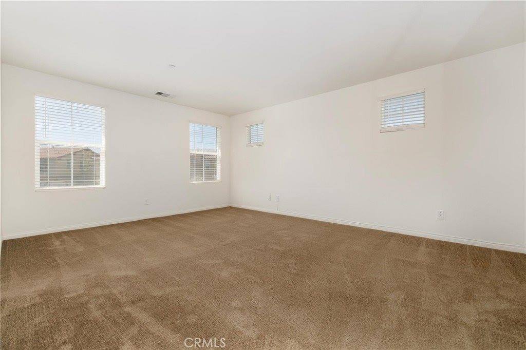 20509 Hazelnut Court, Saugus, CA 91350