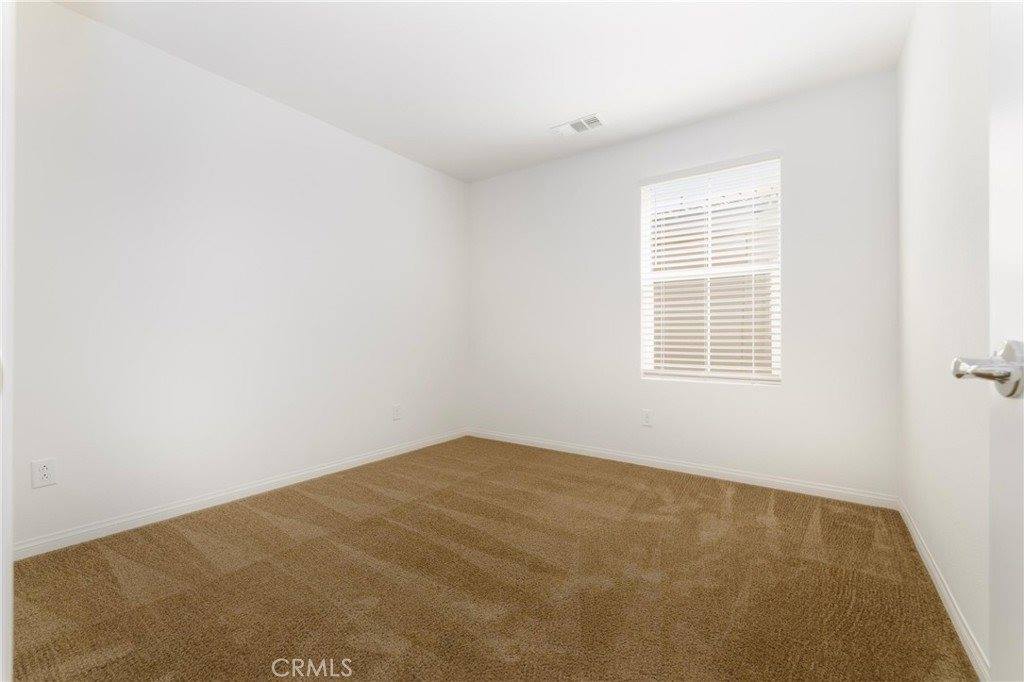 20509 Hazelnut Court, Saugus, CA 91350