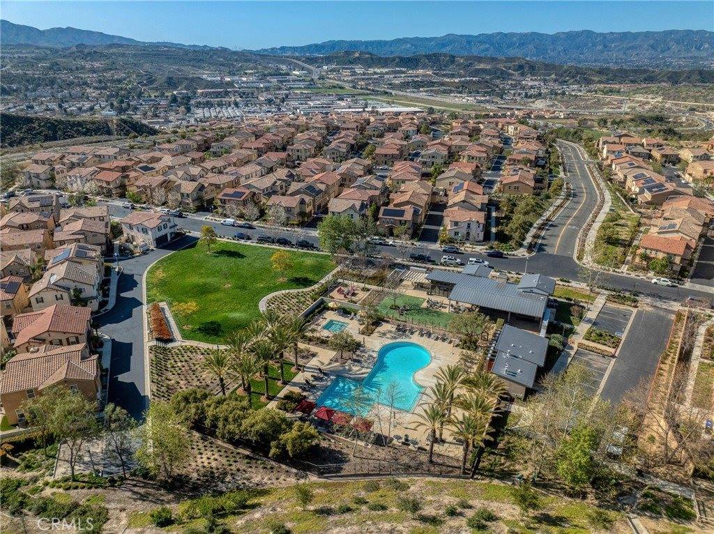 20509 Hazelnut Court, Saugus, CA 91350