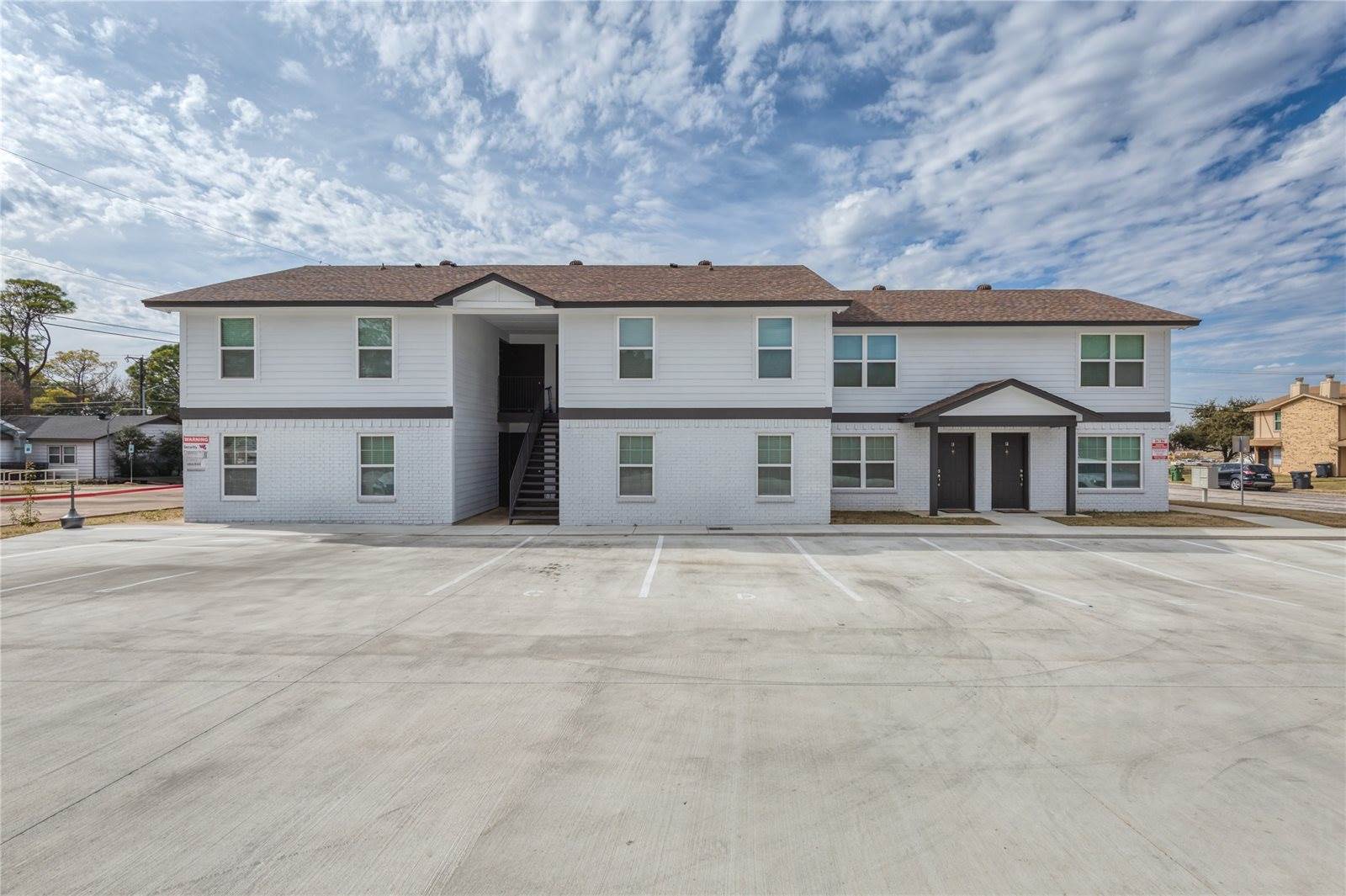 2016 Paisley Drive, Arlington, TX 76015