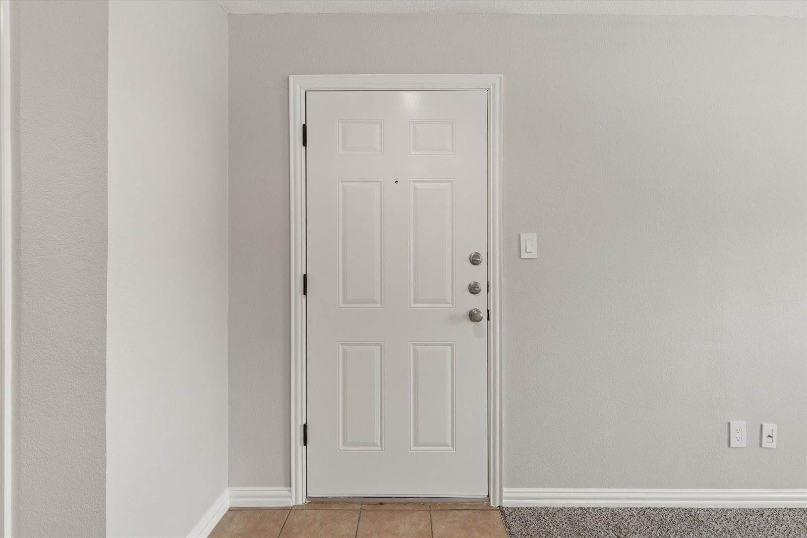 2016 Paisley Drive, Arlington, TX 76015